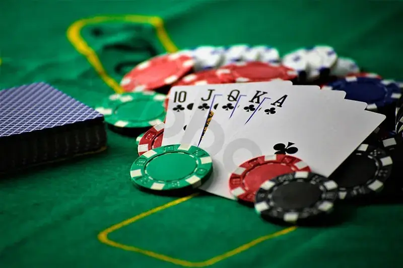 Amunra Casino Poker